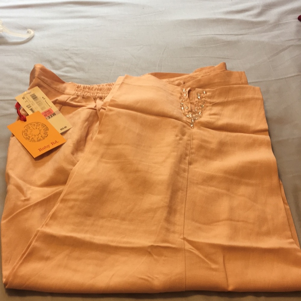 Ladies plus size brand new pant. Ruby Rd brand .